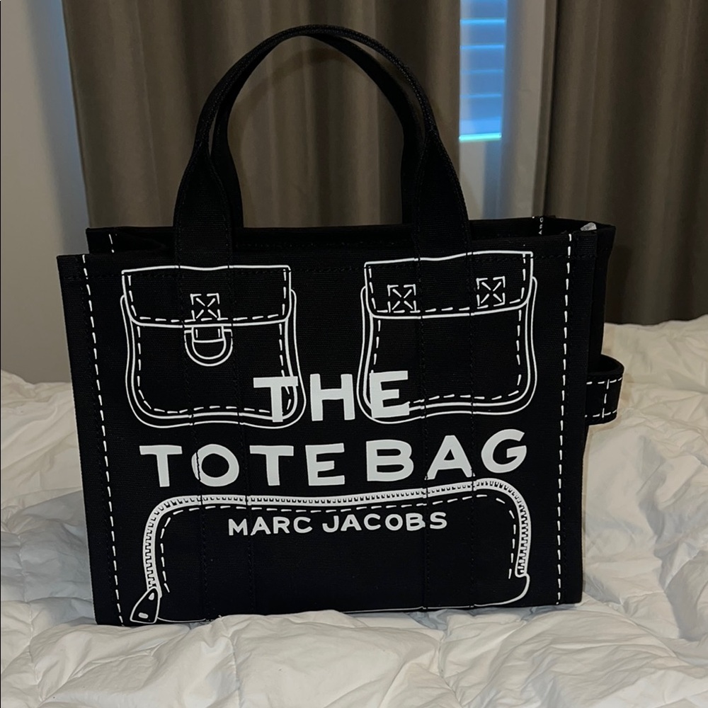 Marc Jacobs Black Classic Tote Bag